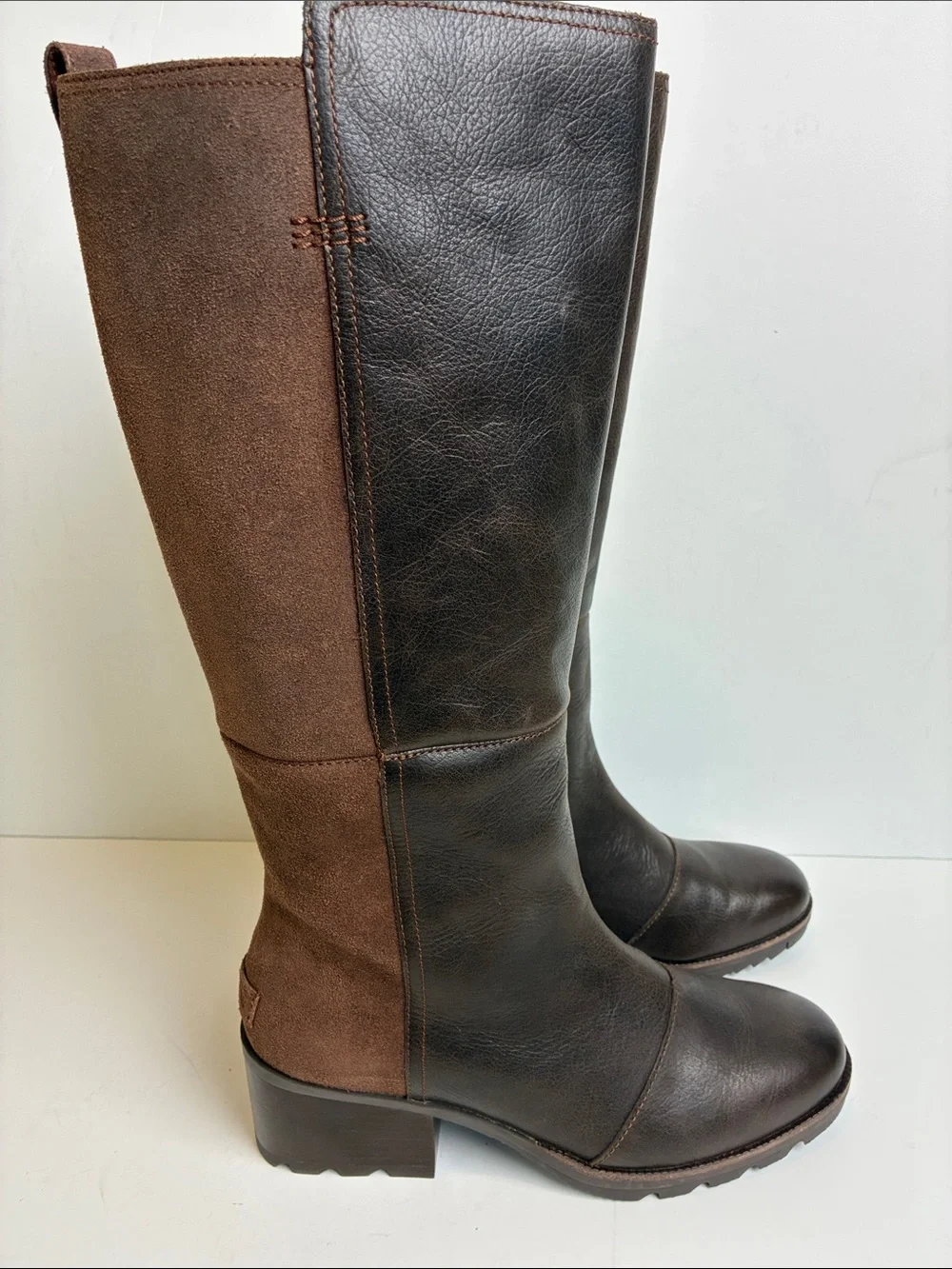 Sorel gorgeous black